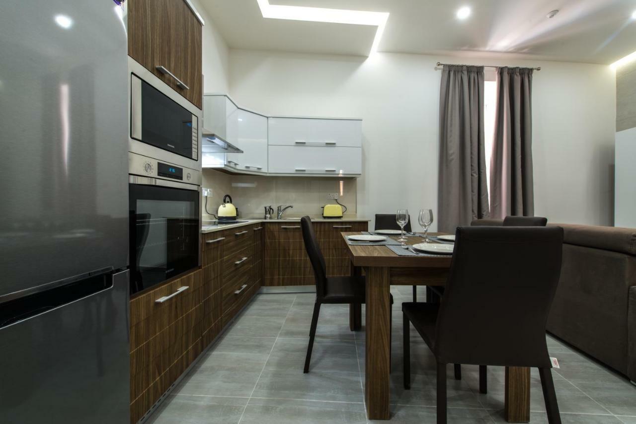 Hacienda Apartments Слима Экстерьер фото